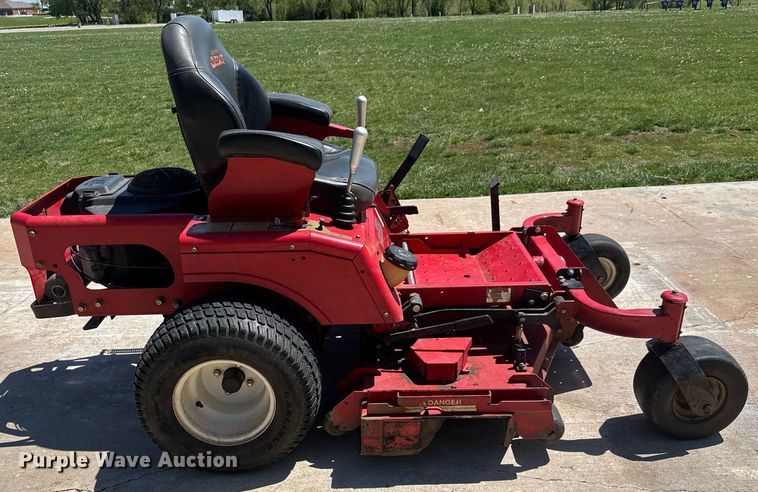 image for item EQ1375 2013 Country Clipper Challenger ZTR lawn mower