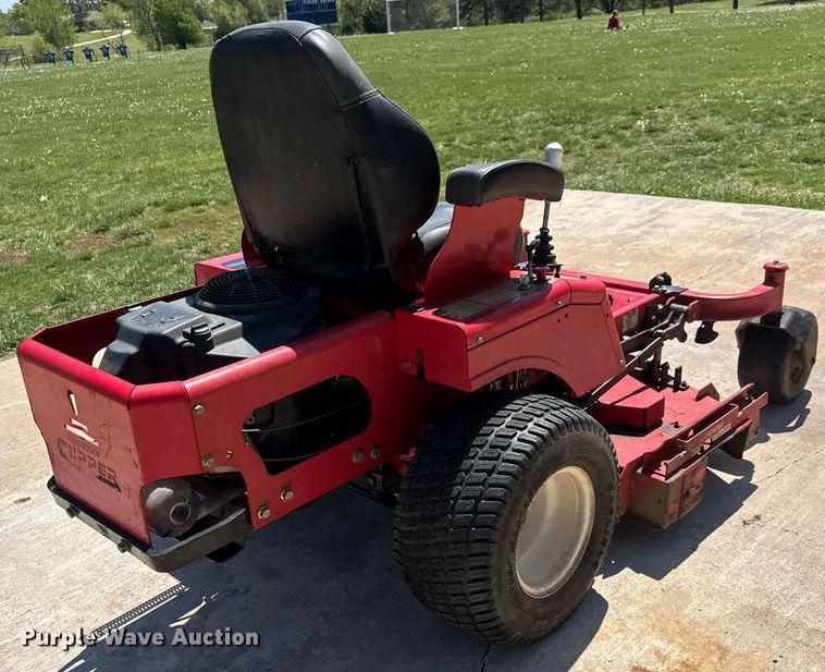 image for item EQ1375 2013 Country Clipper Challenger ZTR lawn mower