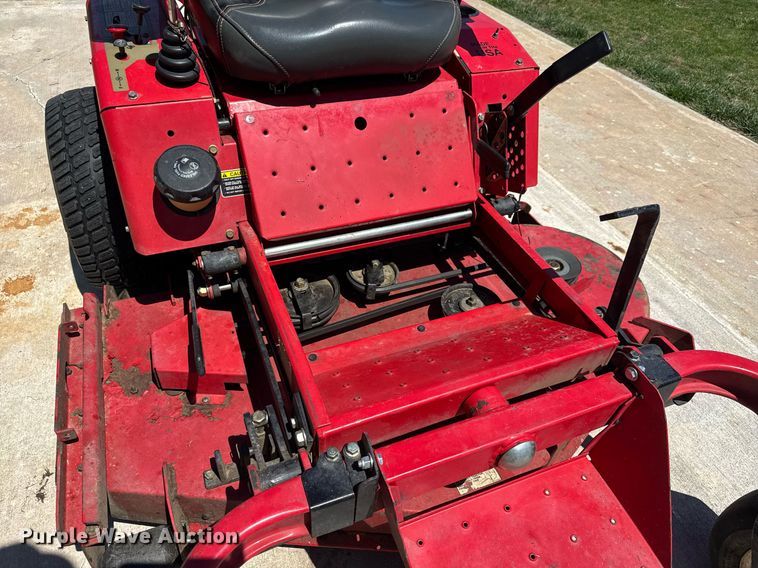 image for item EQ1375 2013 Country Clipper Challenger ZTR lawn mower