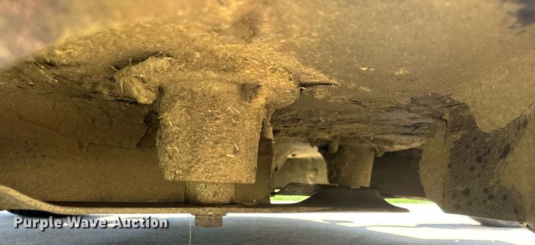 image for item EQ1375 2013 Country Clipper Challenger ZTR lawn mower