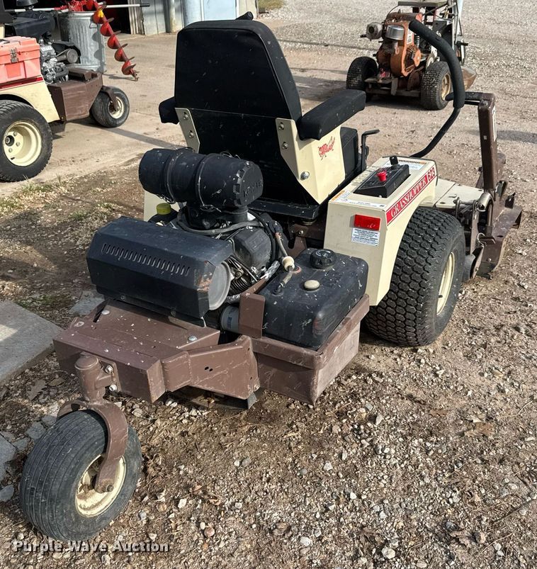 image for item EQ1388 2018 Grasshopper 623T ZTR lawn mower