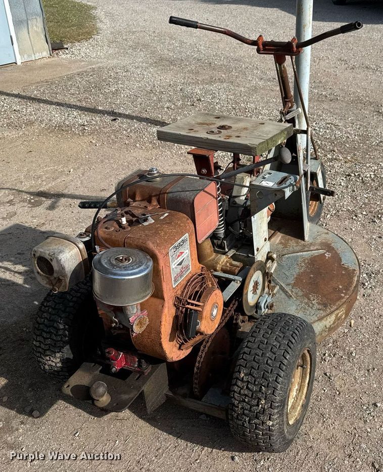 image for item EQ1389 Heckendorn 73901 lawn mower