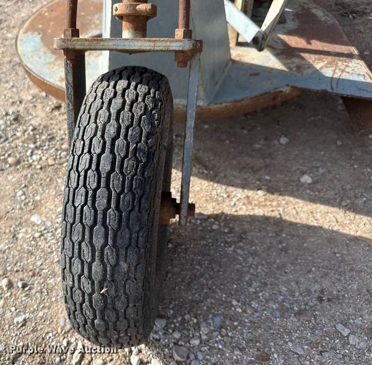 image for item EQ1389 Heckendorn 73901 lawn mower