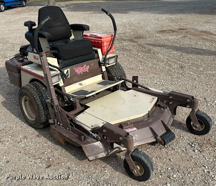 image for item EQ1390 2005 Grasshopper 727KW lawn mower