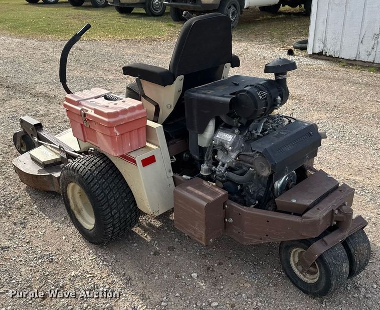 image for item EQ1390 2005 Grasshopper 727KW lawn mower