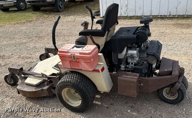 image for item EQ1390 2005 Grasshopper 727KW lawn mower