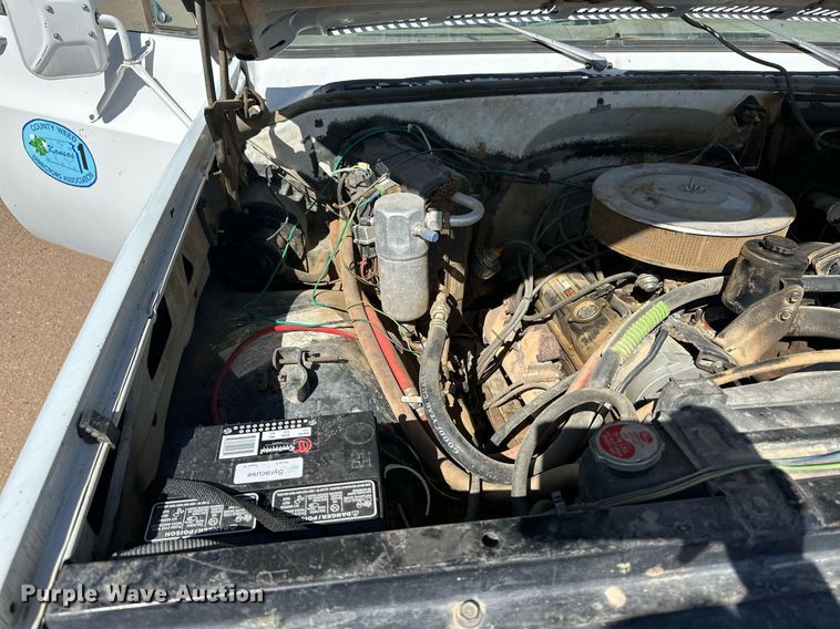 image for item EQ4577 1977 Chevrolet C30 flatbed pickup truck