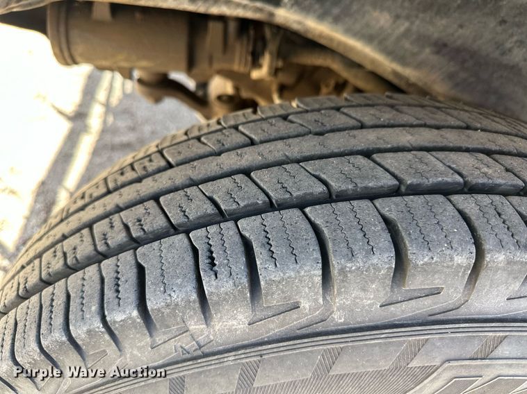 image for item EQ4577 1977 Chevrolet C30 flatbed pickup truck