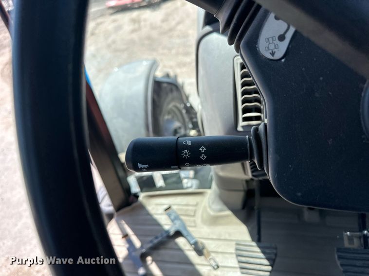 image for item EQ4578 2015 Case IH Maxxum 125 MFWD tractor