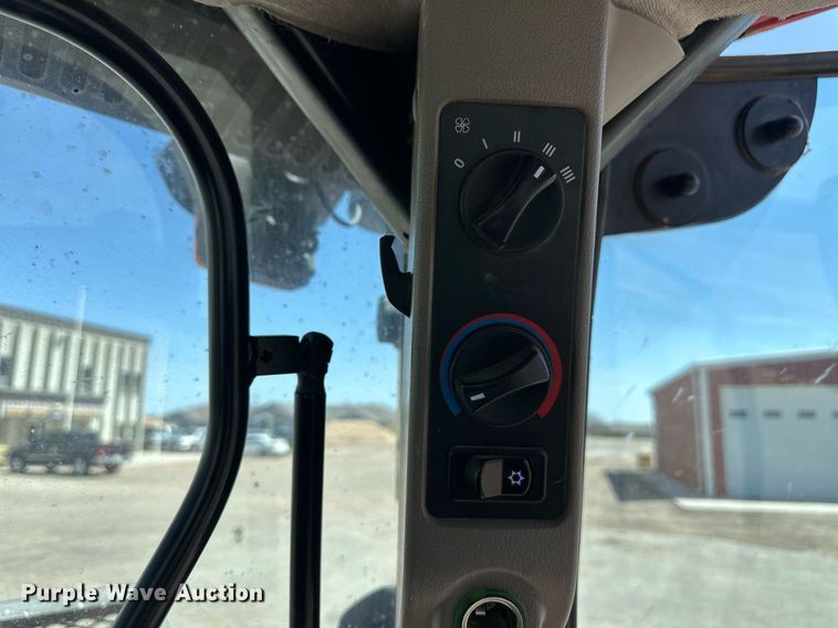 image for item EQ4578 2015 Case IH Maxxum 125 MFWD tractor