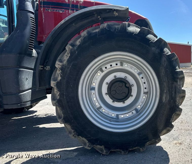 image for item EQ4578 2015 Case IH Maxxum 125 MFWD tractor