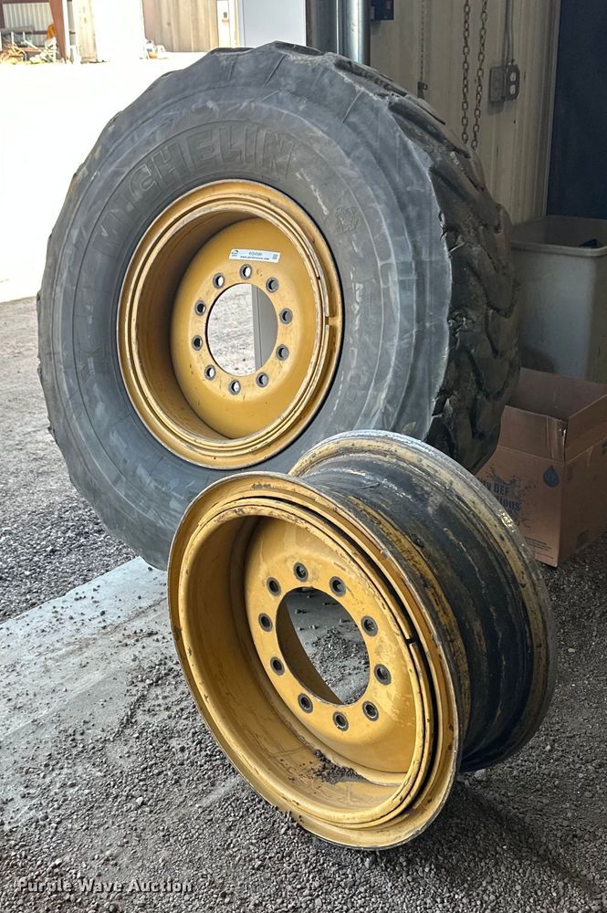 image for item EQ4580 (2) Motor grader wheels and tire