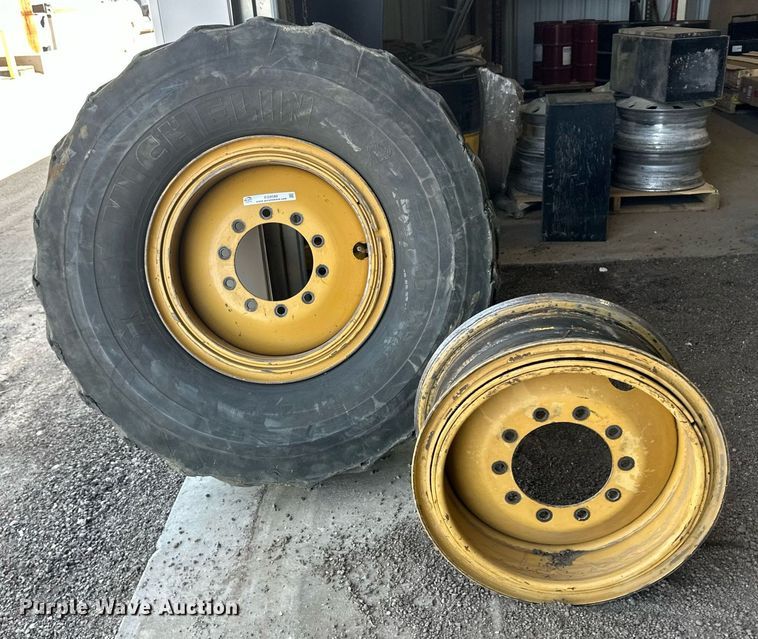 image for item EQ4580 (2) Motor grader wheels and tire