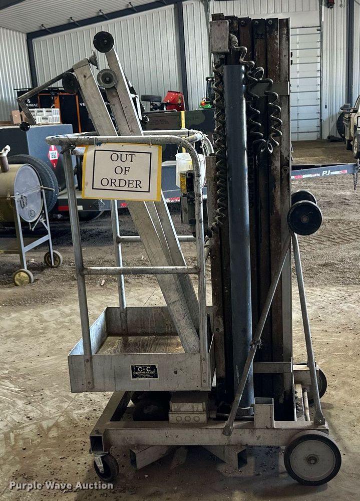 image for item EQ4583 Genie PLC-24 vertical lift