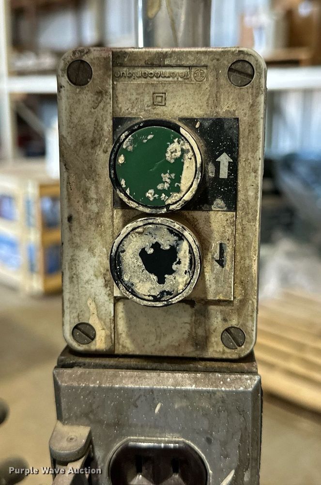 image for item EQ4583 Genie PLC-24 vertical lift