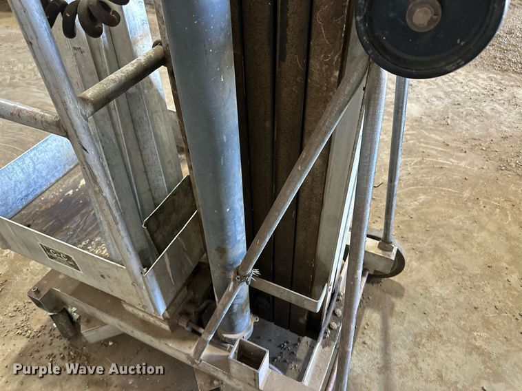 image for item EQ4583 Genie PLC-24 vertical lift