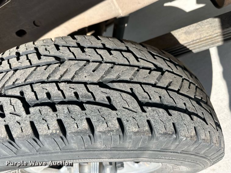 image for item EQ4585 2003 Chevrolet Silverado 2500HD Crew Cab pickup truck