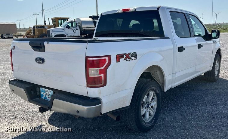 image for item EQ4586 2018 Ford F150 SuperCrew pickup truck