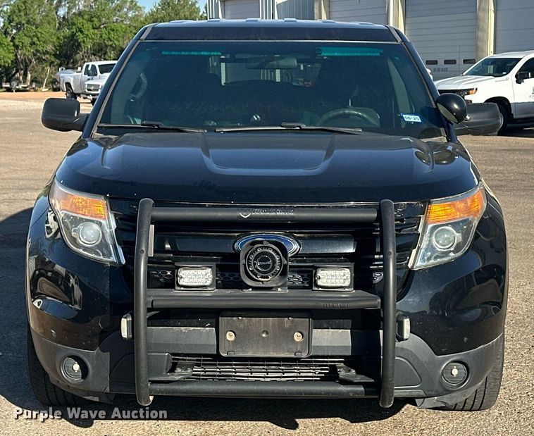 image for item EQ4600 2015 Ford Explorer Police Interceptor SUV