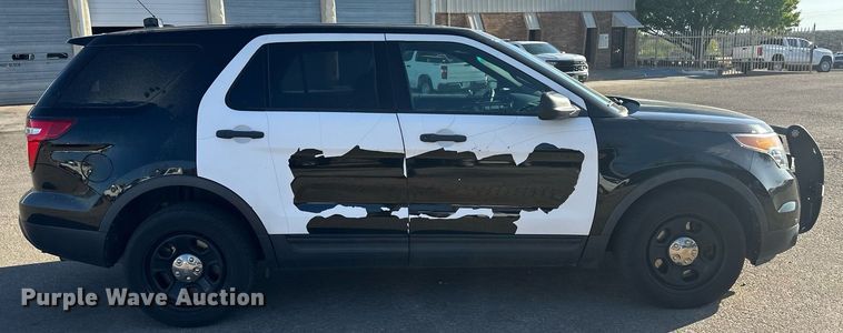 image for item EQ4600 2015 Ford Explorer Police Interceptor SUV
