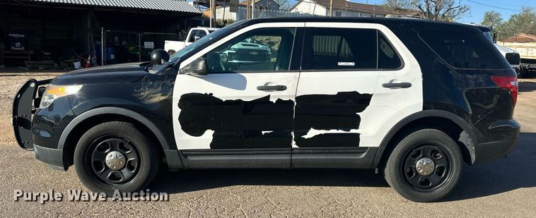 image for item EQ4600 2015 Ford Explorer Police Interceptor SUV