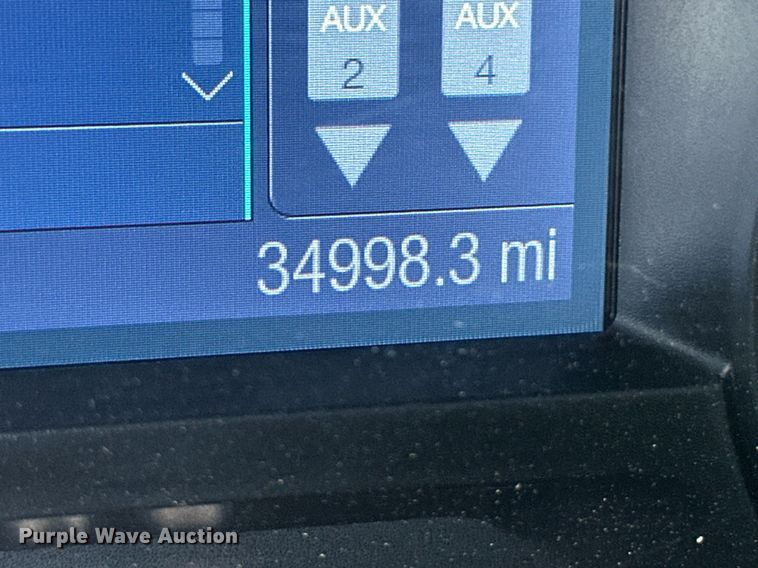 image for item EQ4600 2015 Ford Explorer Police Interceptor SUV