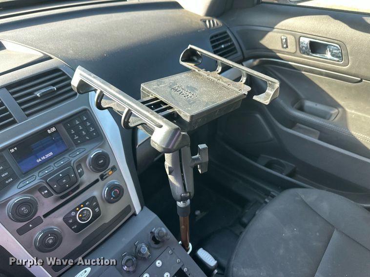 image for item EQ4600 2015 Ford Explorer Police Interceptor SUV