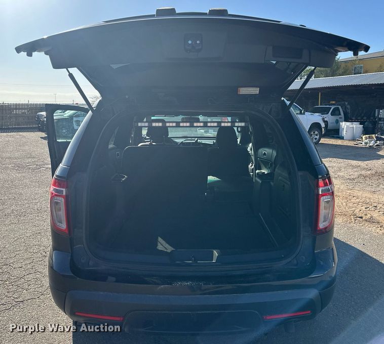 image for item EQ4600 2015 Ford Explorer Police Interceptor SUV