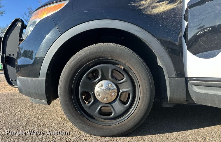 image for item EQ4600 2015 Ford Explorer Police Interceptor SUV