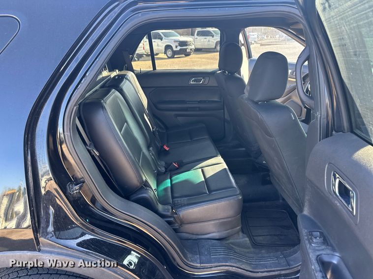 image for item EQ4601 2015 Ford Explorer Police Interceptor SUV