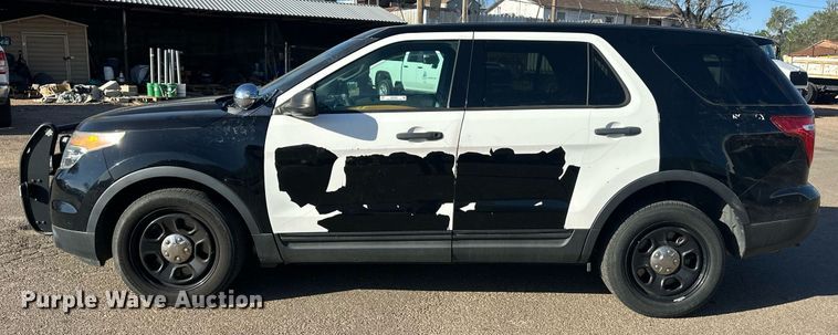 image for item EQ4602 2015 Ford Explorer Police Interceptor SUV