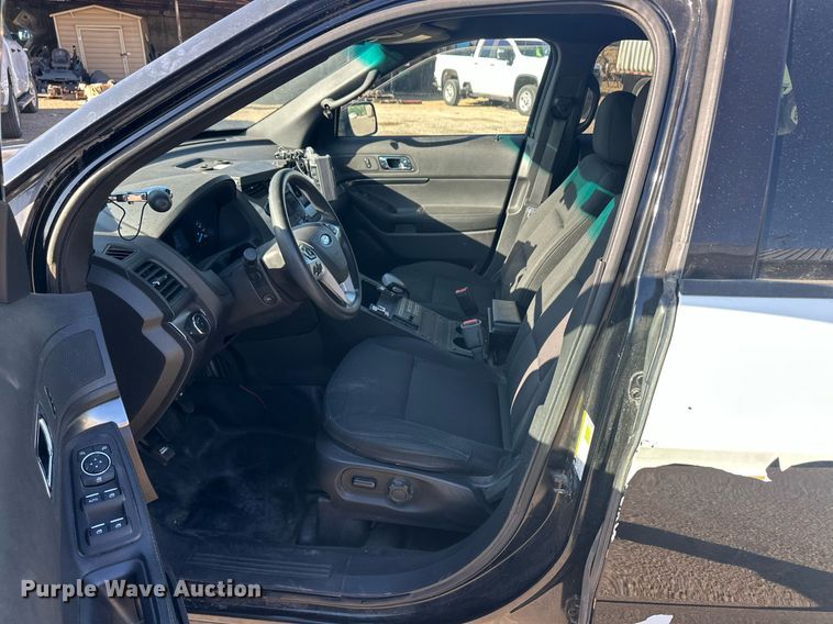 image for item EQ4602 2015 Ford Explorer Police Interceptor SUV