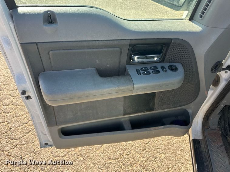 image for item EQ4603 2007 Ford F150 SuperCrew pickup truck