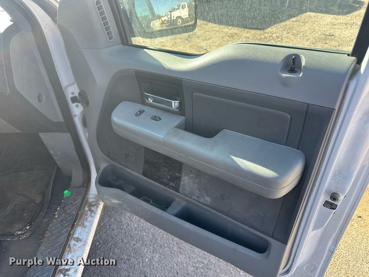 image for item EQ4603 2007 Ford F150 SuperCrew pickup truck