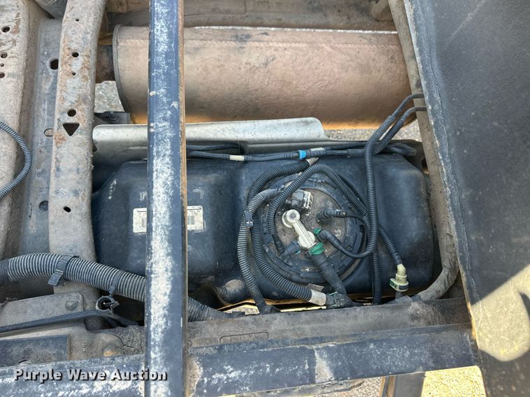 image for item EQ4604 2020 Chevrolet Silverado 3500HD flatbed pickup truck