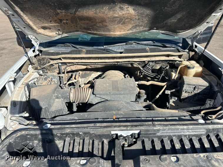 image for item EQ4604 2020 Chevrolet Silverado 3500HD flatbed pickup truck