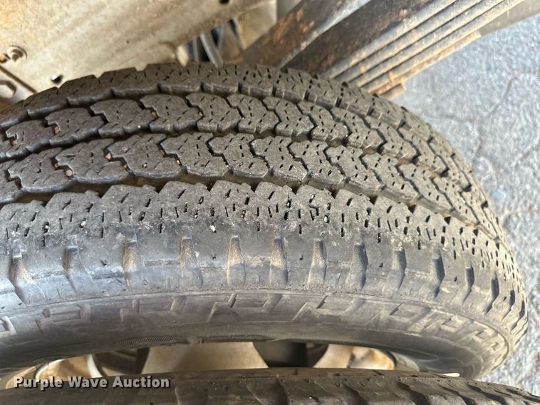 image for item EQ4604 2020 Chevrolet Silverado 3500HD flatbed pickup truck