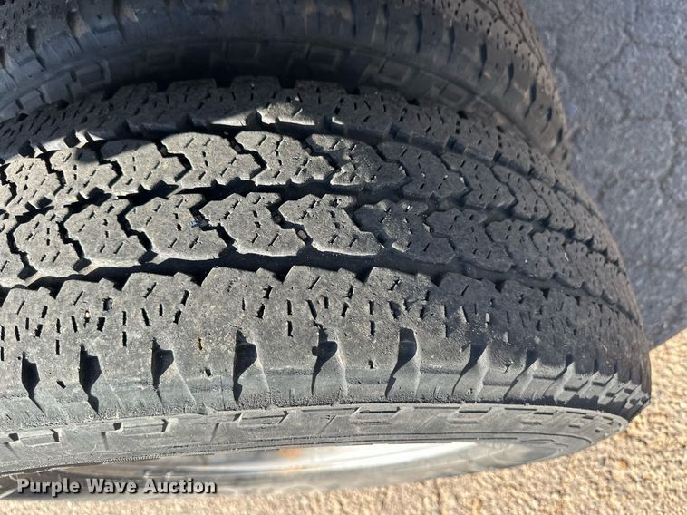 image for item EQ4604 2020 Chevrolet Silverado 3500HD flatbed pickup truck