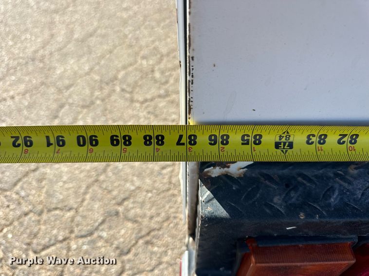 image for item EQ4605 2005 Chevrolet Silverado 3500HD utility bed pickup truck