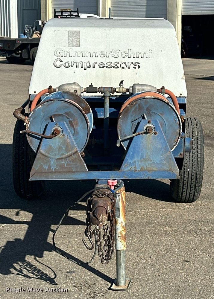 image for item EQ4608 Grimmer Schmidt 190D air compressor