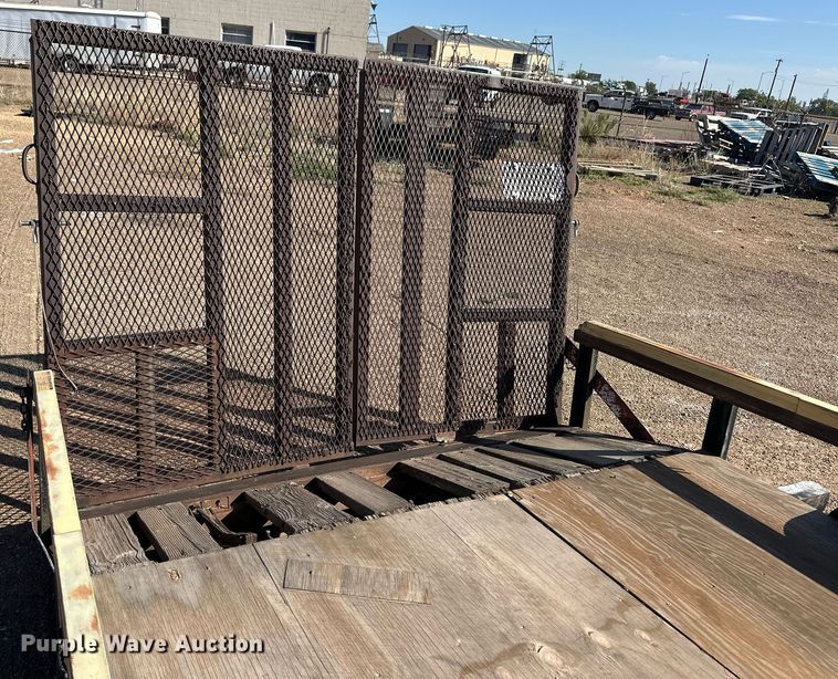 image for item EQ4609 1993 PJ utility trailer