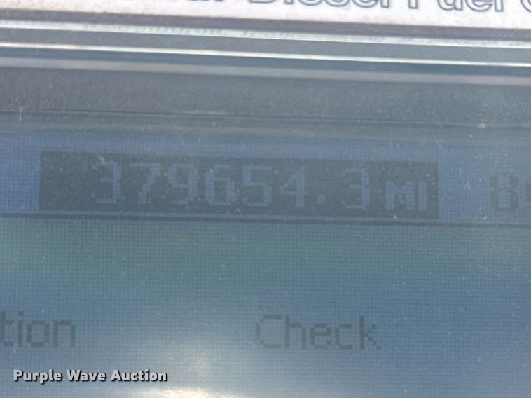 image for item EQ4610 2009 Mack CHU613 semi truck