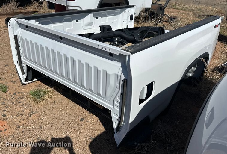 image for item EQ4614 Pickup truck bed