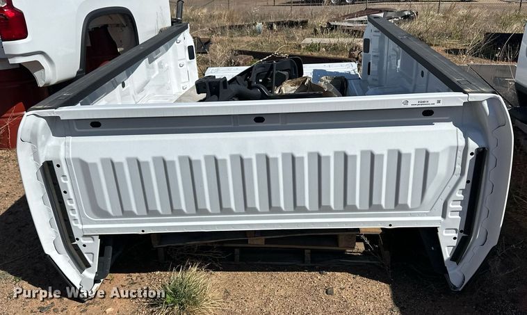 image for item EQ4614 Pickup truck bed