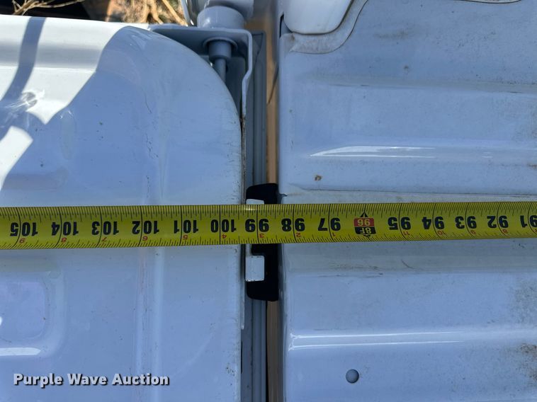 image for item EQ4614 Pickup truck bed