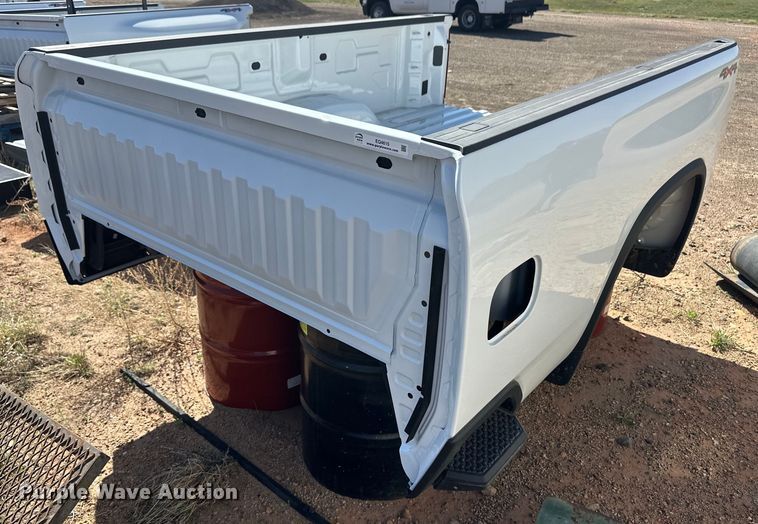 image for item EQ4615  Pickup truck bed