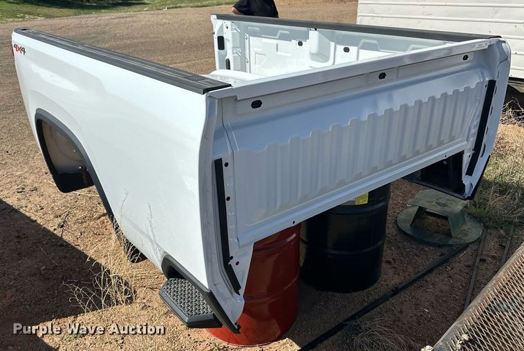 image for item EQ4615  Pickup truck bed