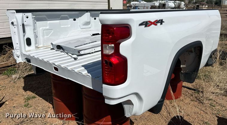 image for item EQ4615  Pickup truck bed