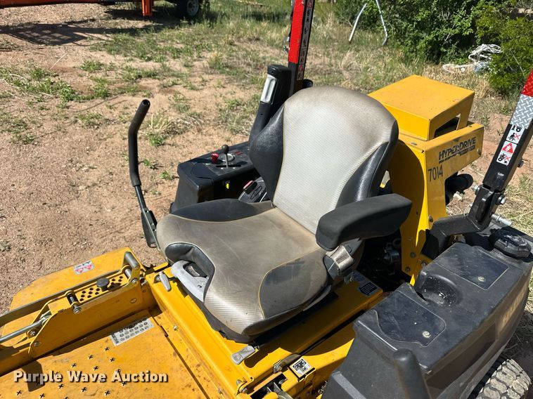 image for item EQ4616 2018 Hustler Super Z Hyperdrive ZTR lawn mower