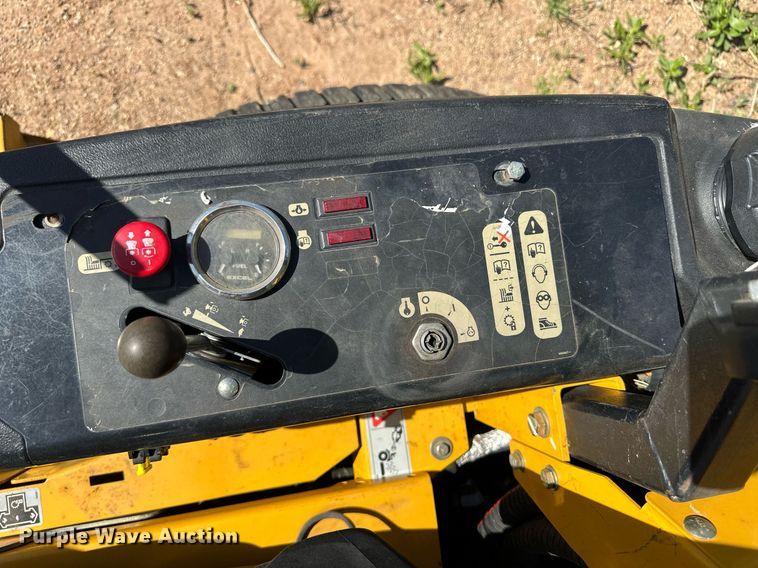 image for item EQ4616 2018 Hustler Super Z Hyperdrive ZTR lawn mower